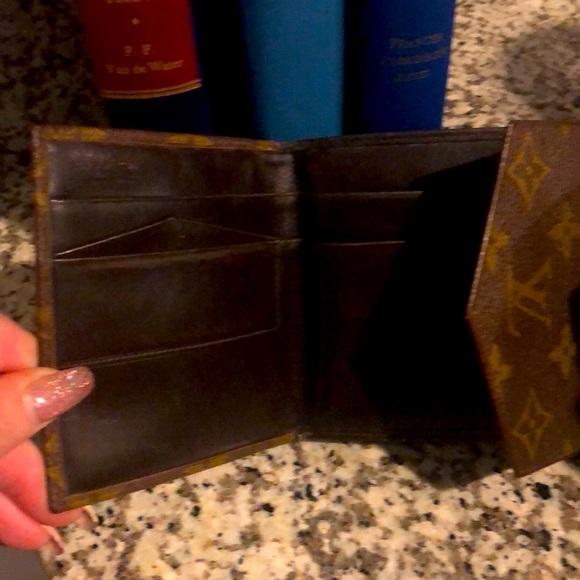 Louis Vuitton Elise Wallet ( Vintage ) - Picture 4 of 8